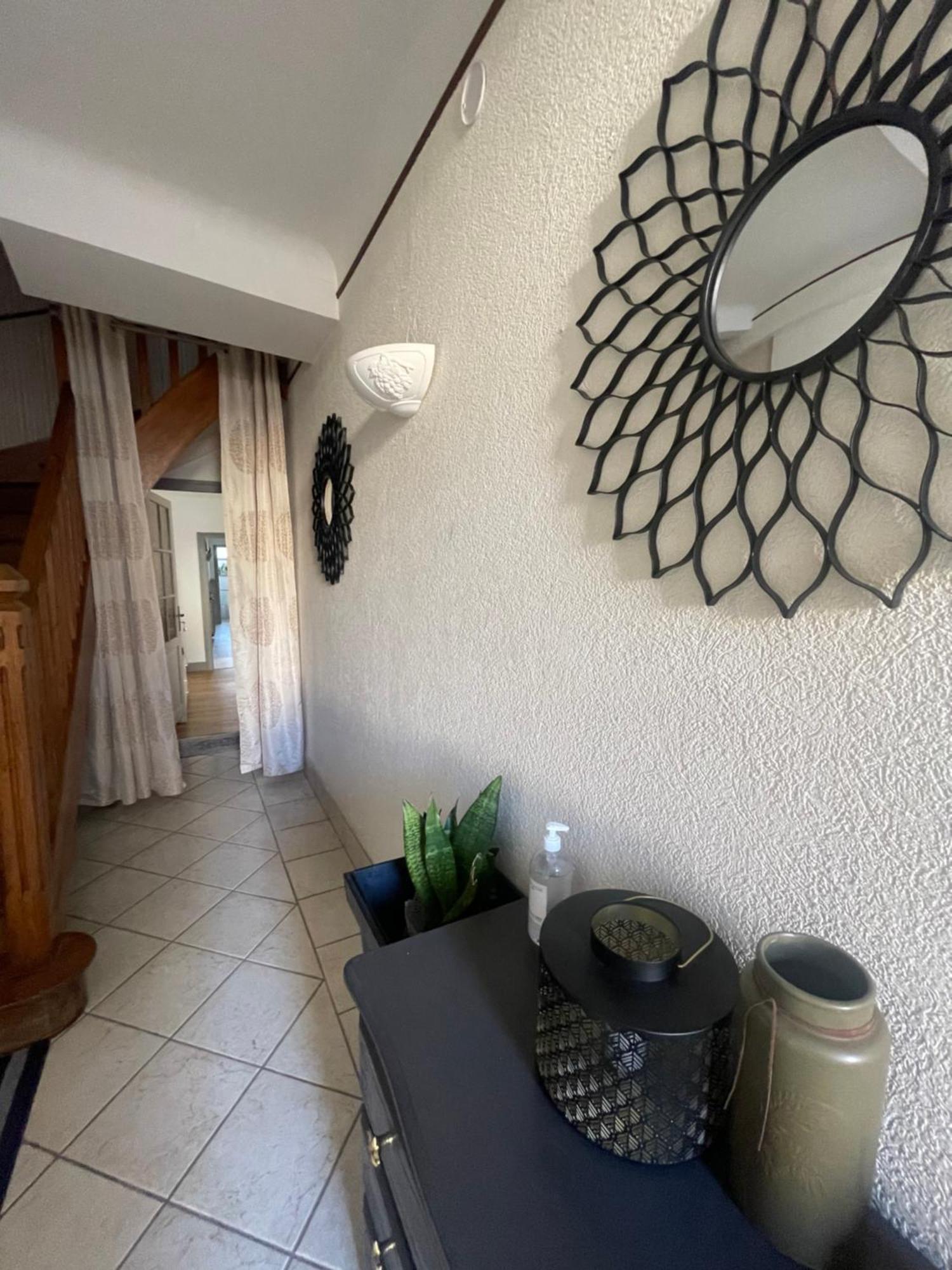 Appartement Moderne Centre Ville, 5 Personnes, 65 M2 Semur-en-Auxois Exterior foto