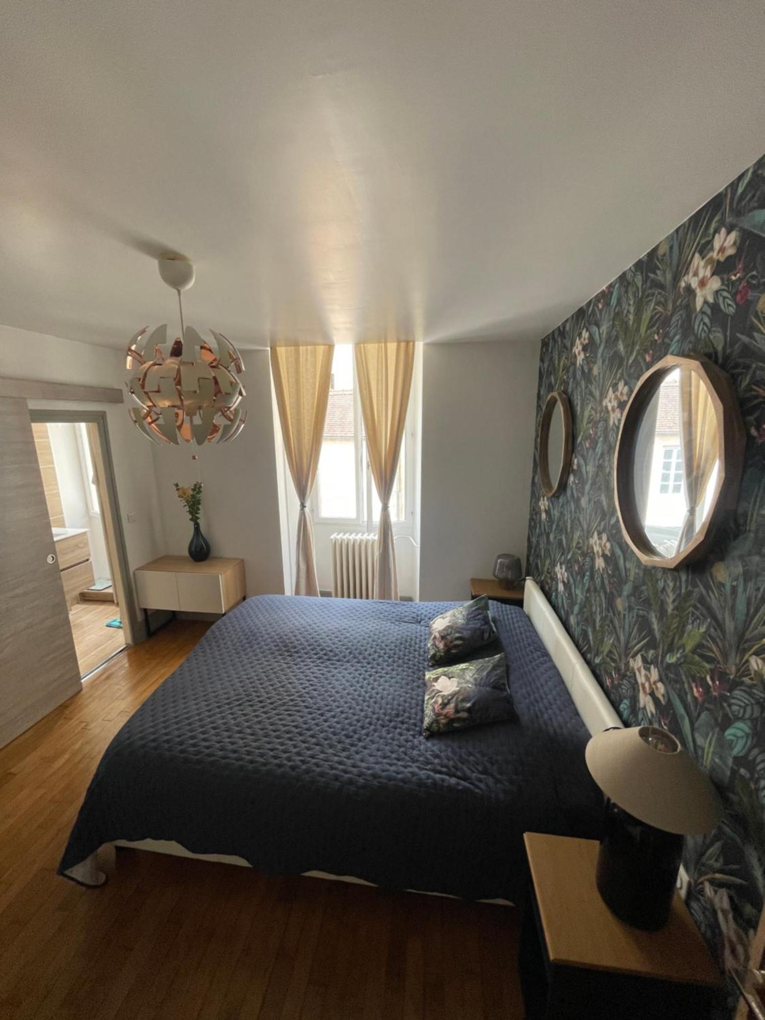 Appartement Moderne Centre Ville, 5 Personnes, 65 M2 Semur-en-Auxois Exterior foto