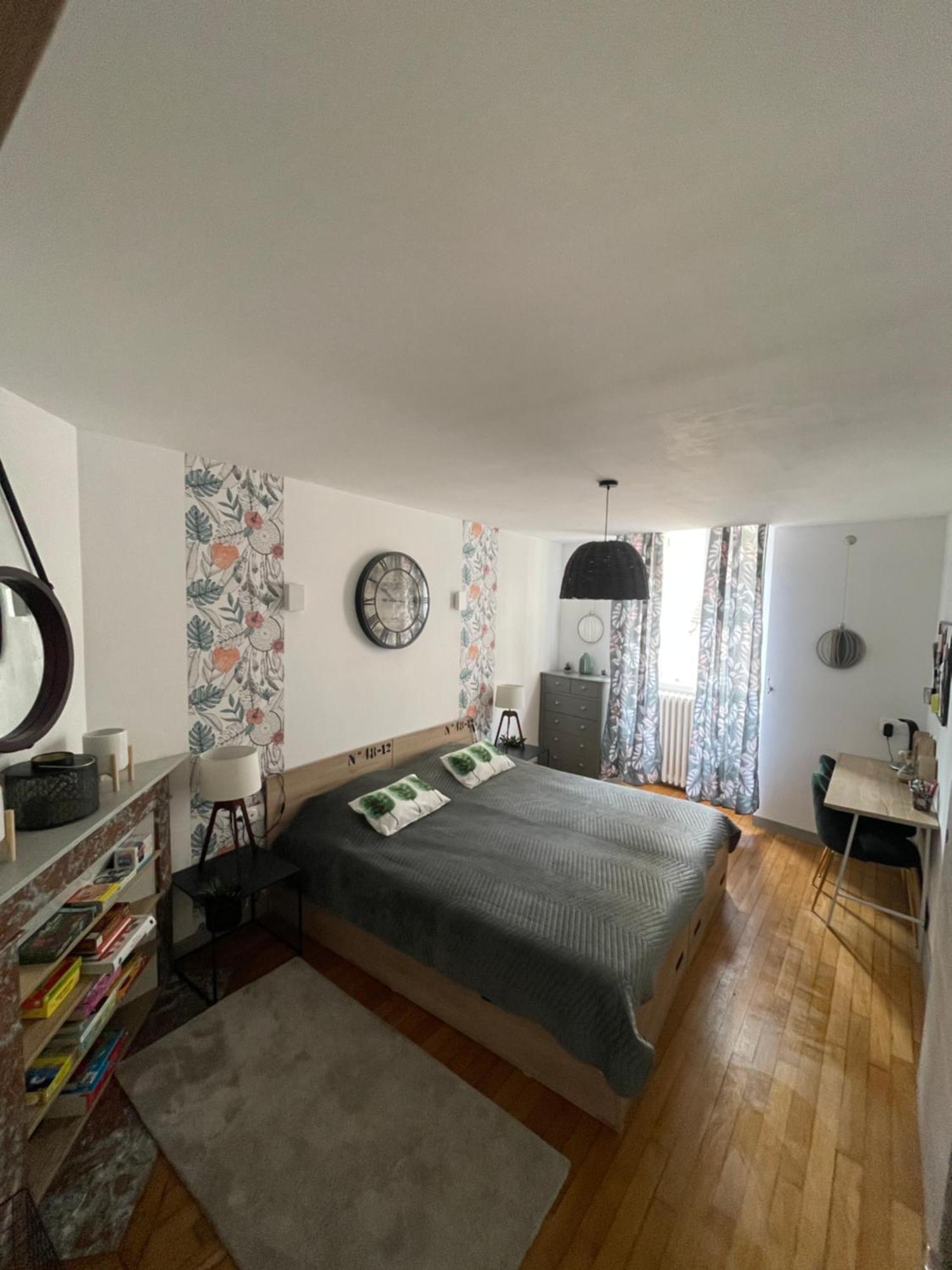Appartement Moderne Centre Ville, 5 Personnes, 65 M2 Semur-en-Auxois Exterior foto