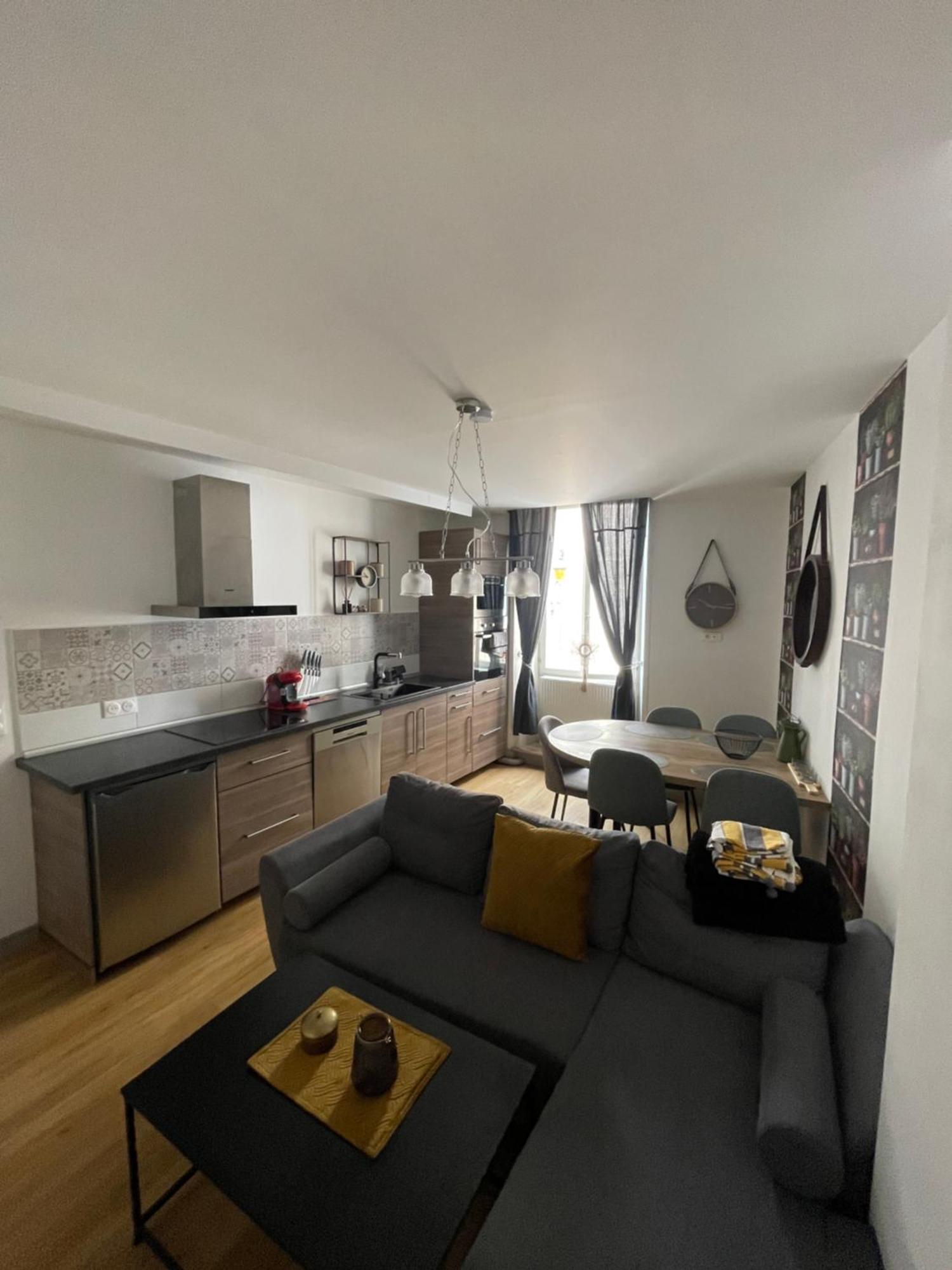 Appartement Moderne Centre Ville, 5 Personnes, 65 M2 Semur-en-Auxois Exterior foto