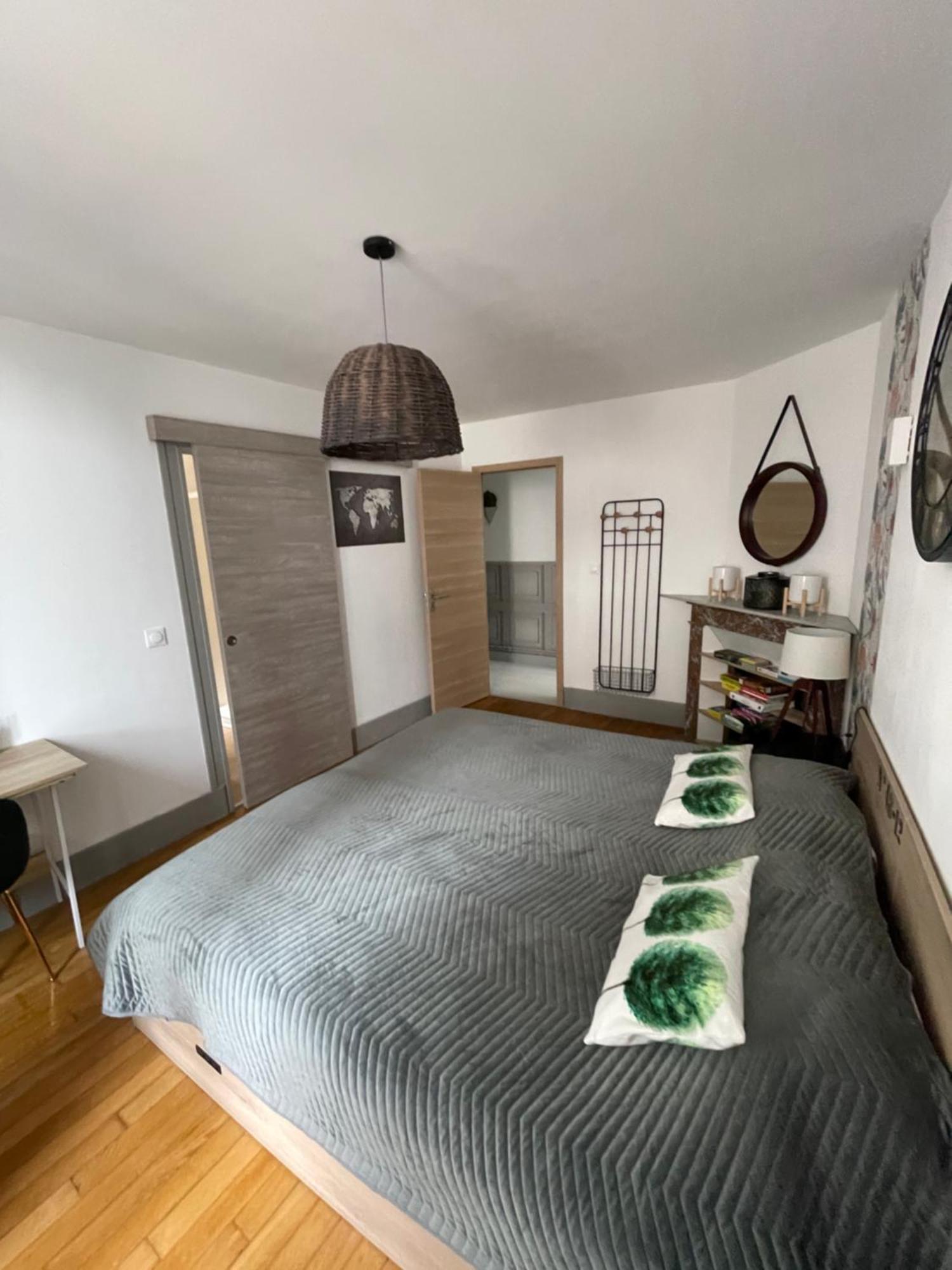 Appartement Moderne Centre Ville, 5 Personnes, 65 M2 Semur-en-Auxois Exterior foto