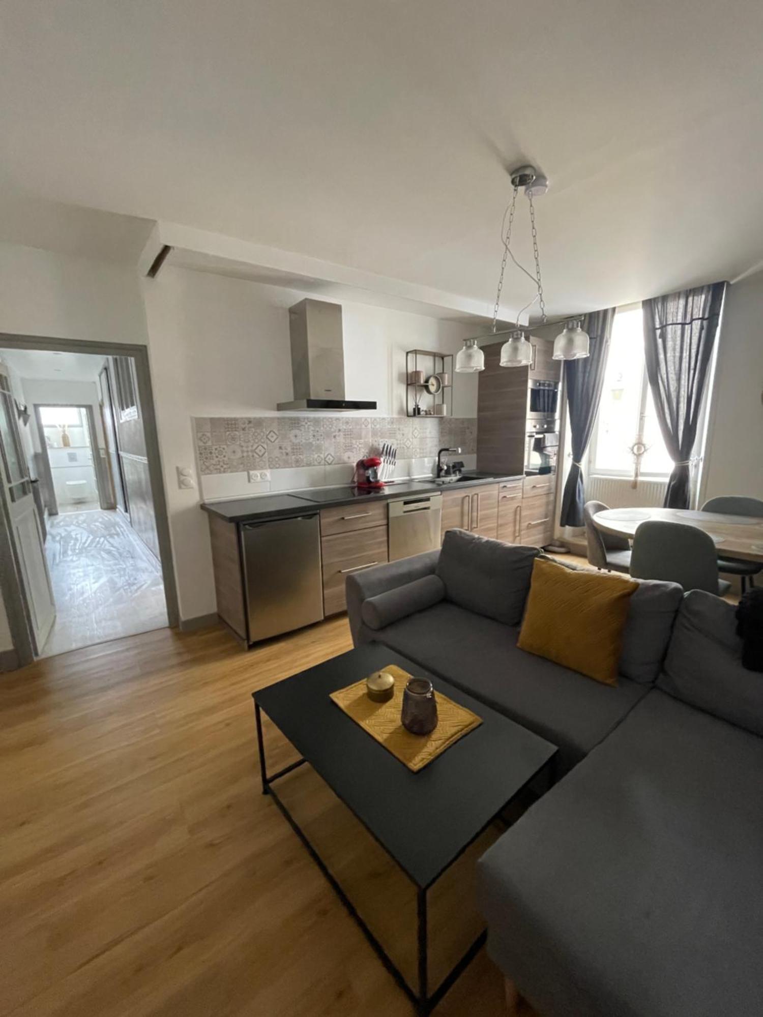 Appartement Moderne Centre Ville, 5 Personnes, 65 M2 Semur-en-Auxois Exterior foto